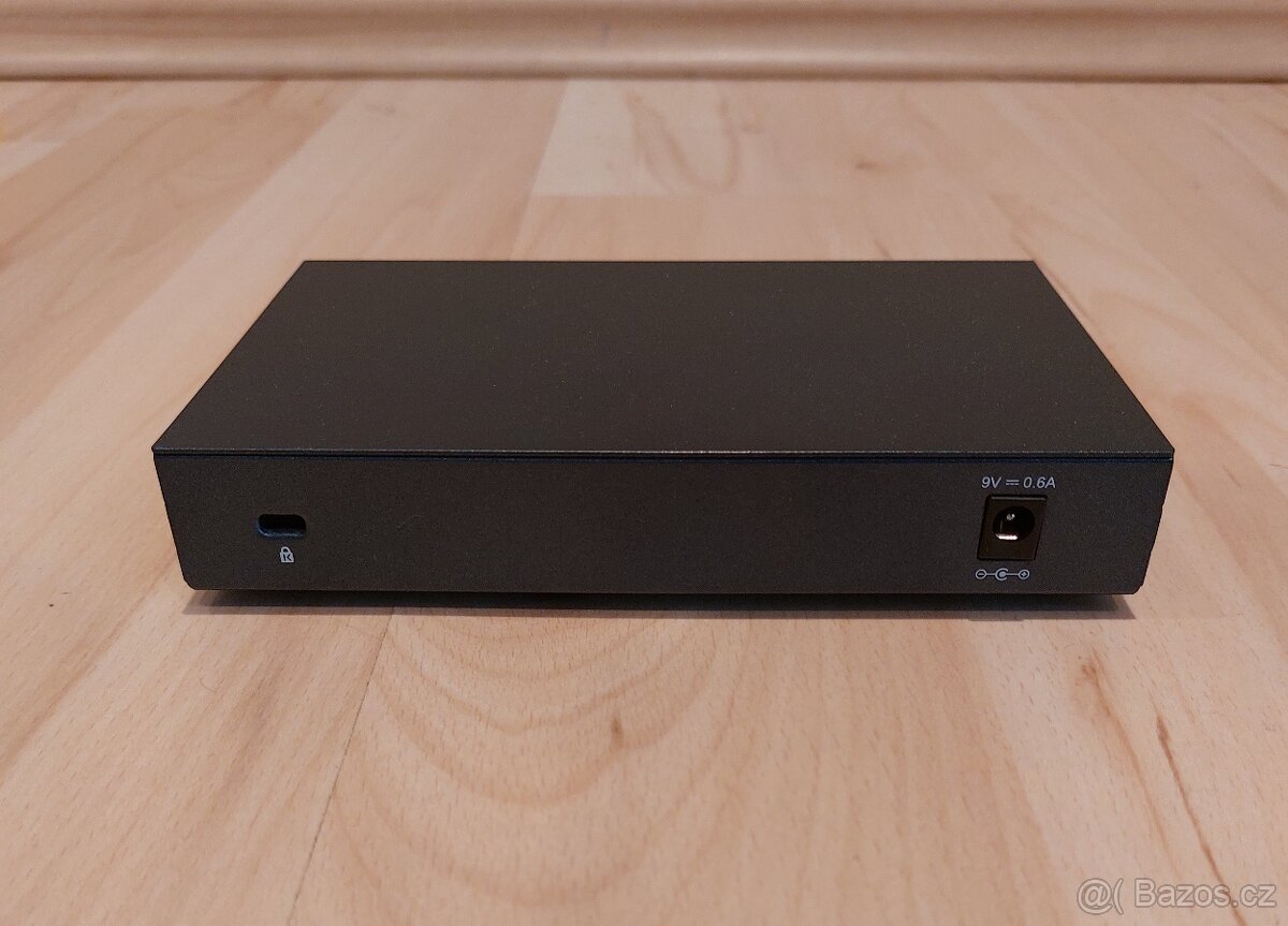 8-port gigabit switch TP-LINK TL-SG108 - 2