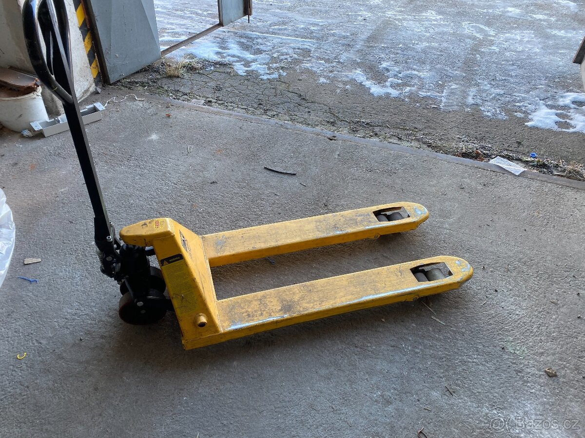 Paletový vozík - 2