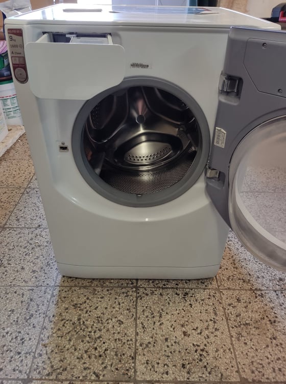 Hotpoint Ariston Aqualtis - 2