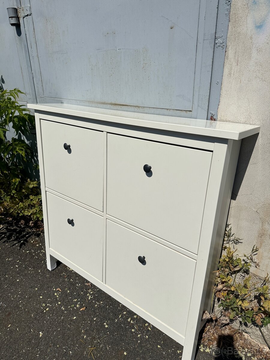 Ikea Hemnes botník - 2