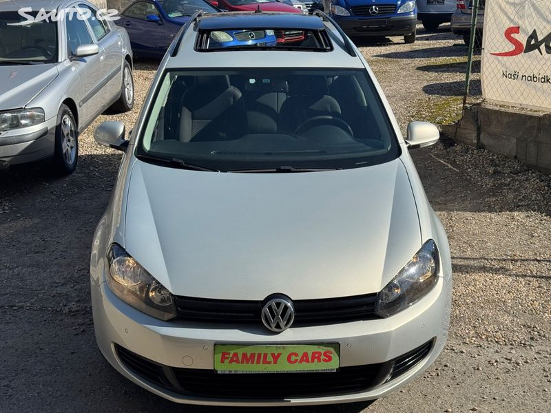 Volkswagen Golf, 1.2,AUTOMAT,SERVIS.KN,PANORAMA - 2