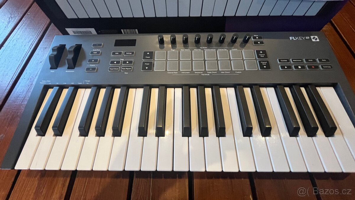 Midi klávesy Novation FL Key 37 - 2