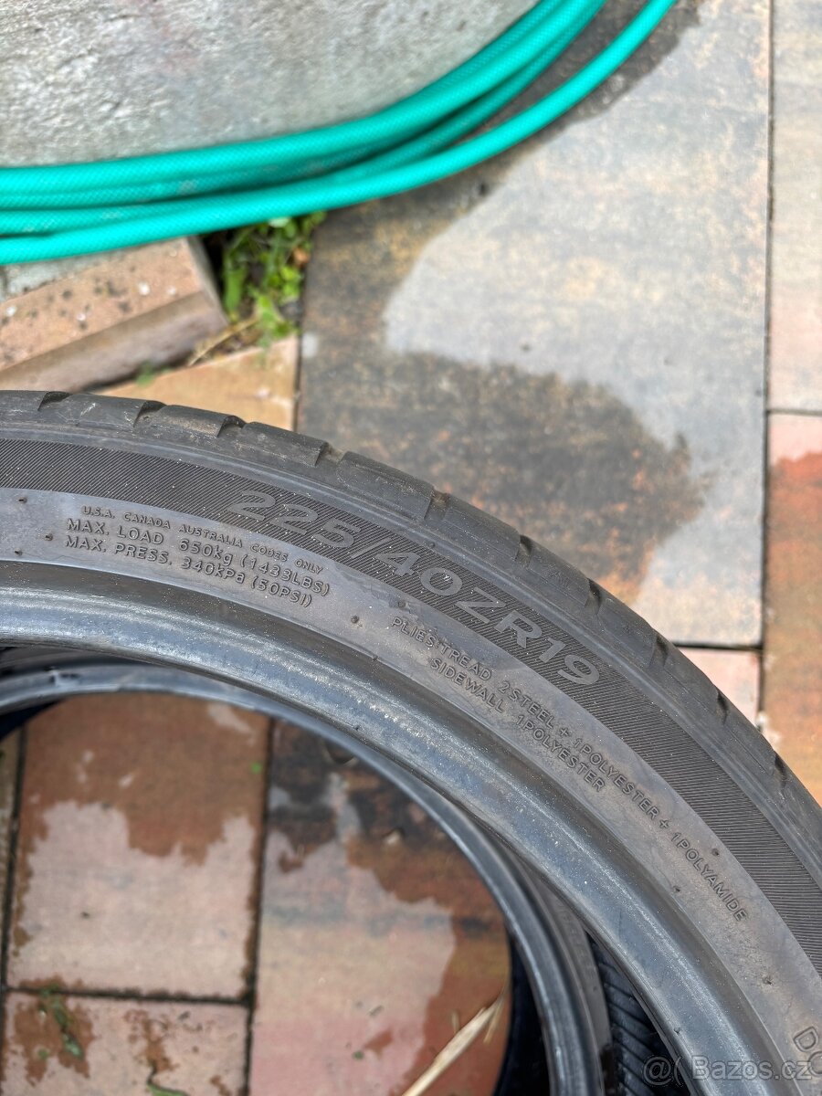 Hankook 225/40 r19 - 2