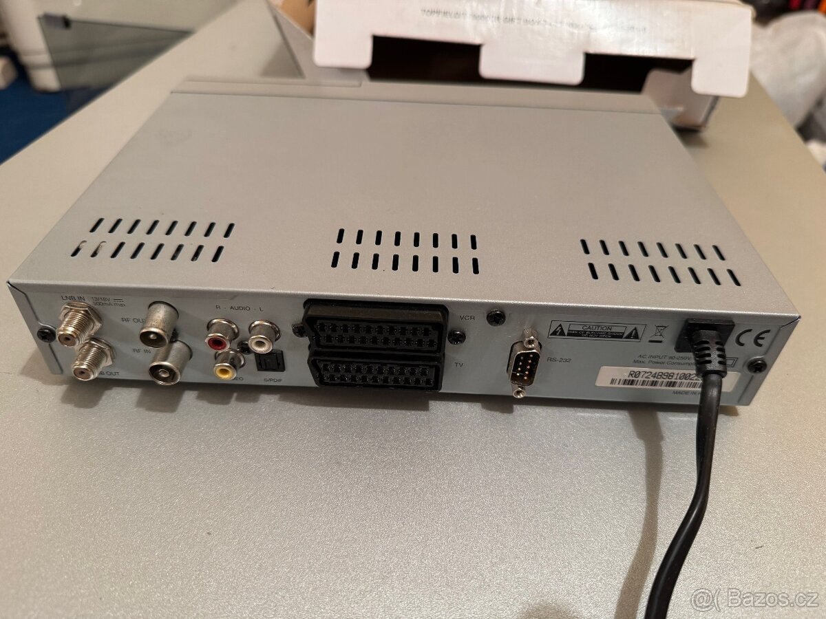 Satelitní přijímač Topfield TF6000CR - 2
