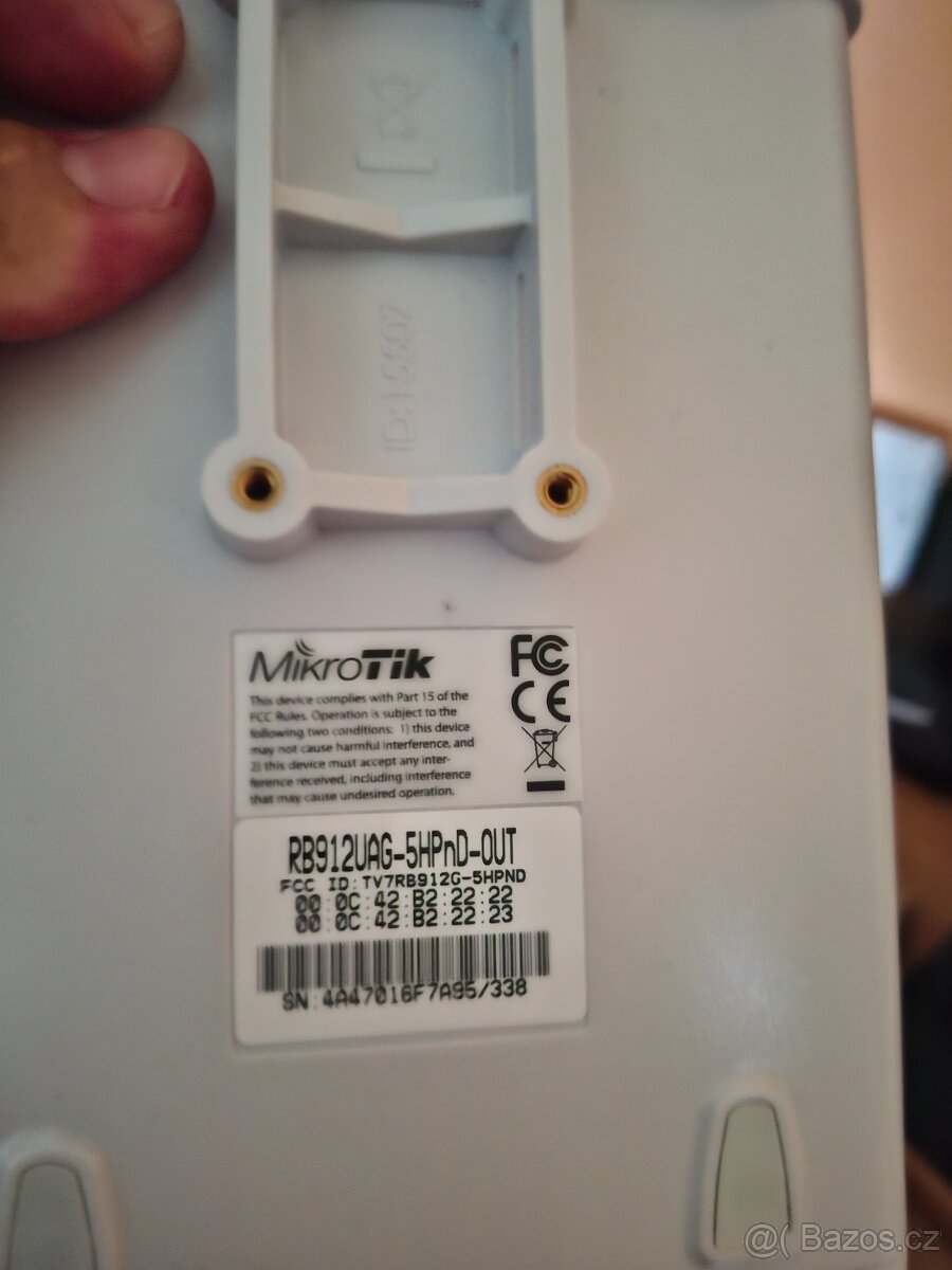 MikroTik RouterBOARD BaseBox 5, 600MHz CPU, 64MB RAM, 1x LAN - 2