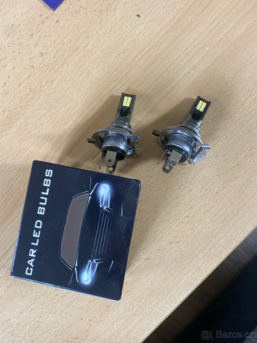 LED H4 žárovky - 2
