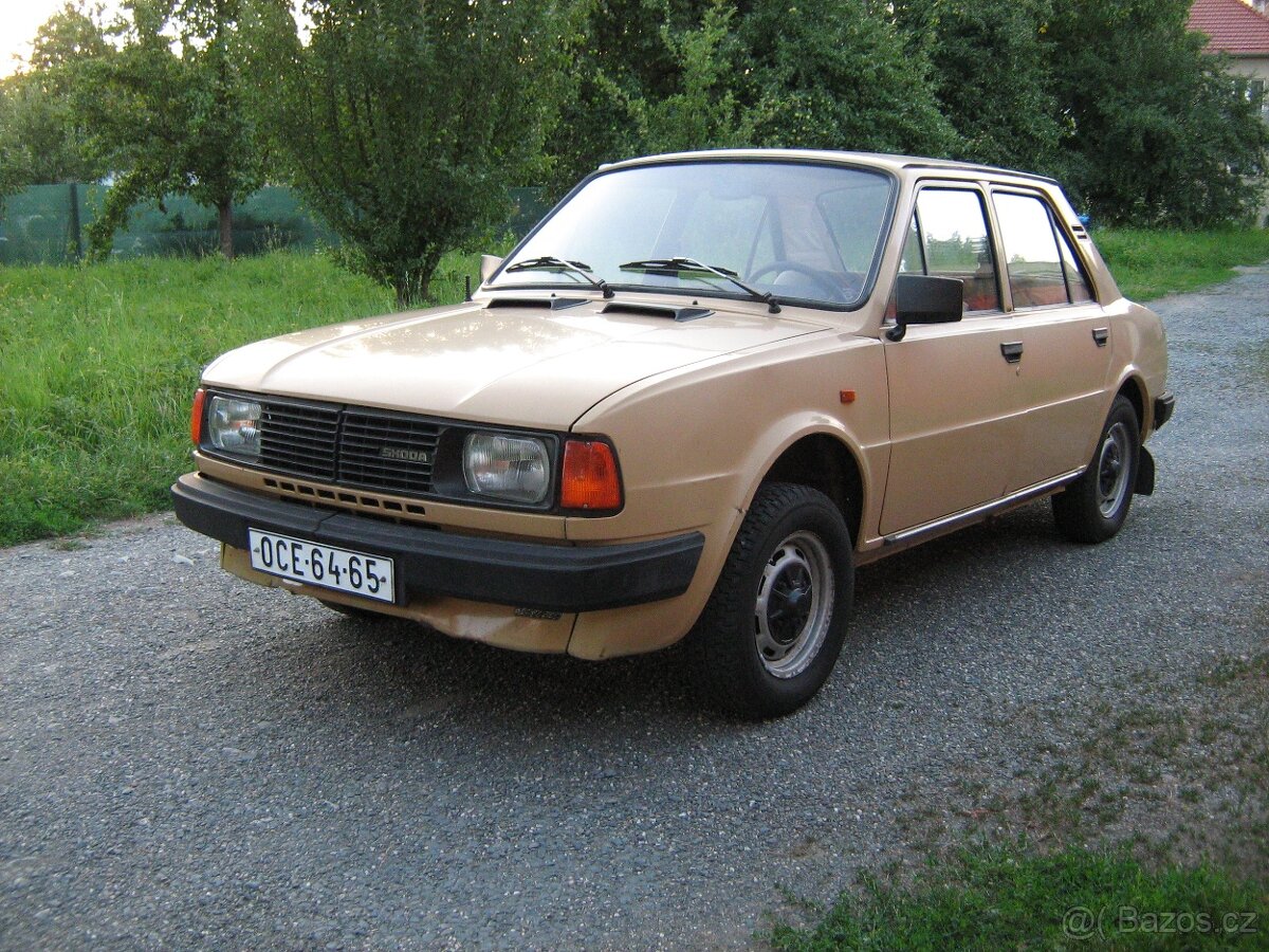 Škoda 105 1987 - 2