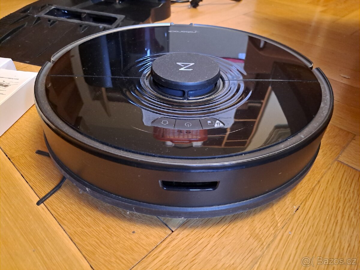 ROBOROCK S7+ s vyprazďňovaci stanicí - 2