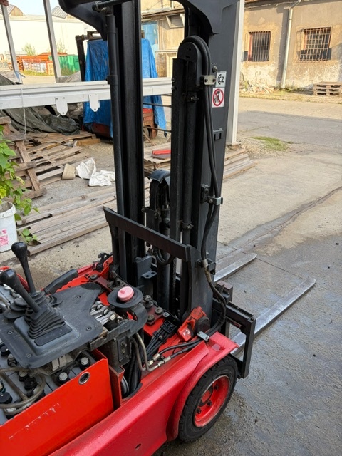 LINDE E 14 ( 48 V ) Boční posuv linde e 14 ( 48 v ) - 2