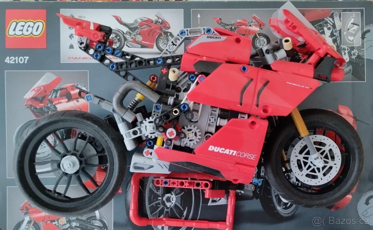 LEGO Technic 42107 Ducati Panigale V4 R - 2