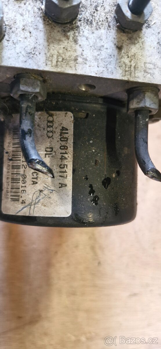 Abs kostka Audi Q7 4L 4L0614517A - 2