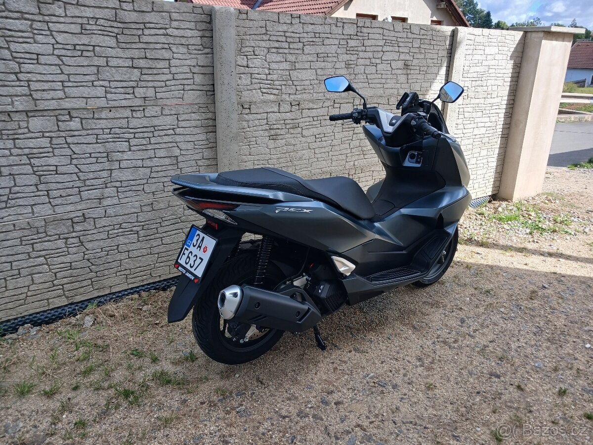 Honda Pcx 125, r. 2016 - 2