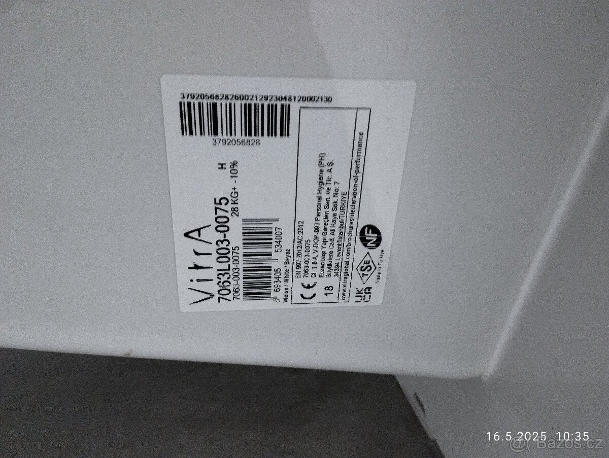 Toalety, umyvadlo, - 2