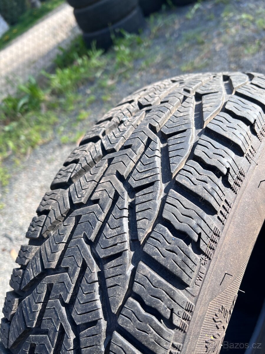 Zimní 195/65 R15 ORIUM 8mm - 2