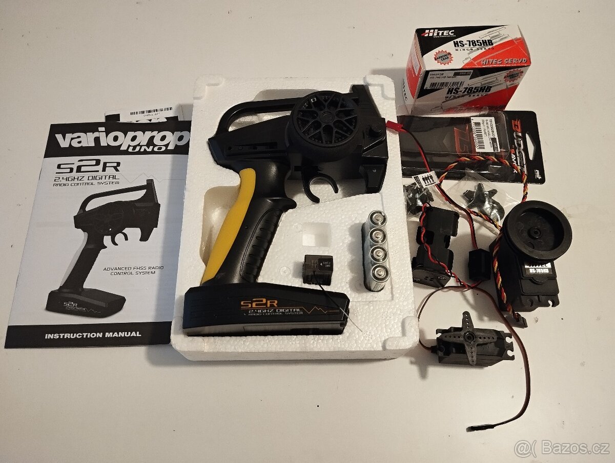 model plachetnice + RC souprava - 2