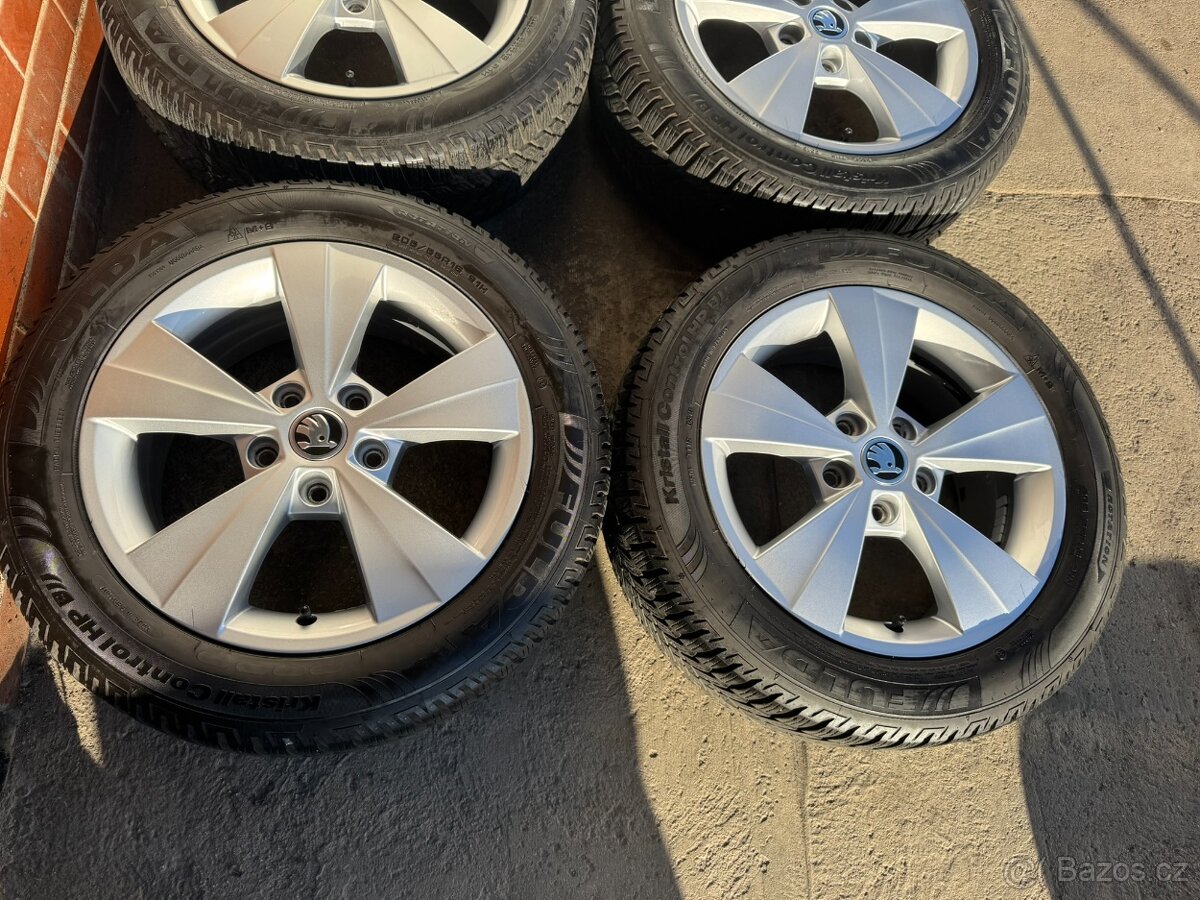 Alu 16" 5x112 škoda VELORUM zimní 85% O3, Pěkné - 2