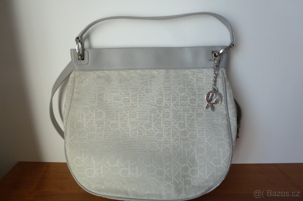 Nová kabelka Calvin Klein - 2