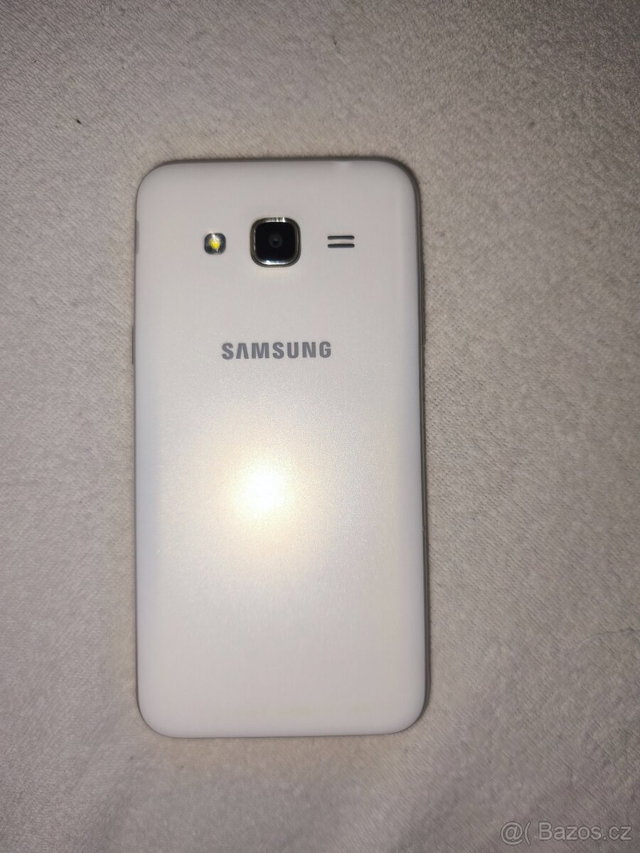 Samsung Galaxy J3 (2016) - zachovalý a plně funkční - 2
