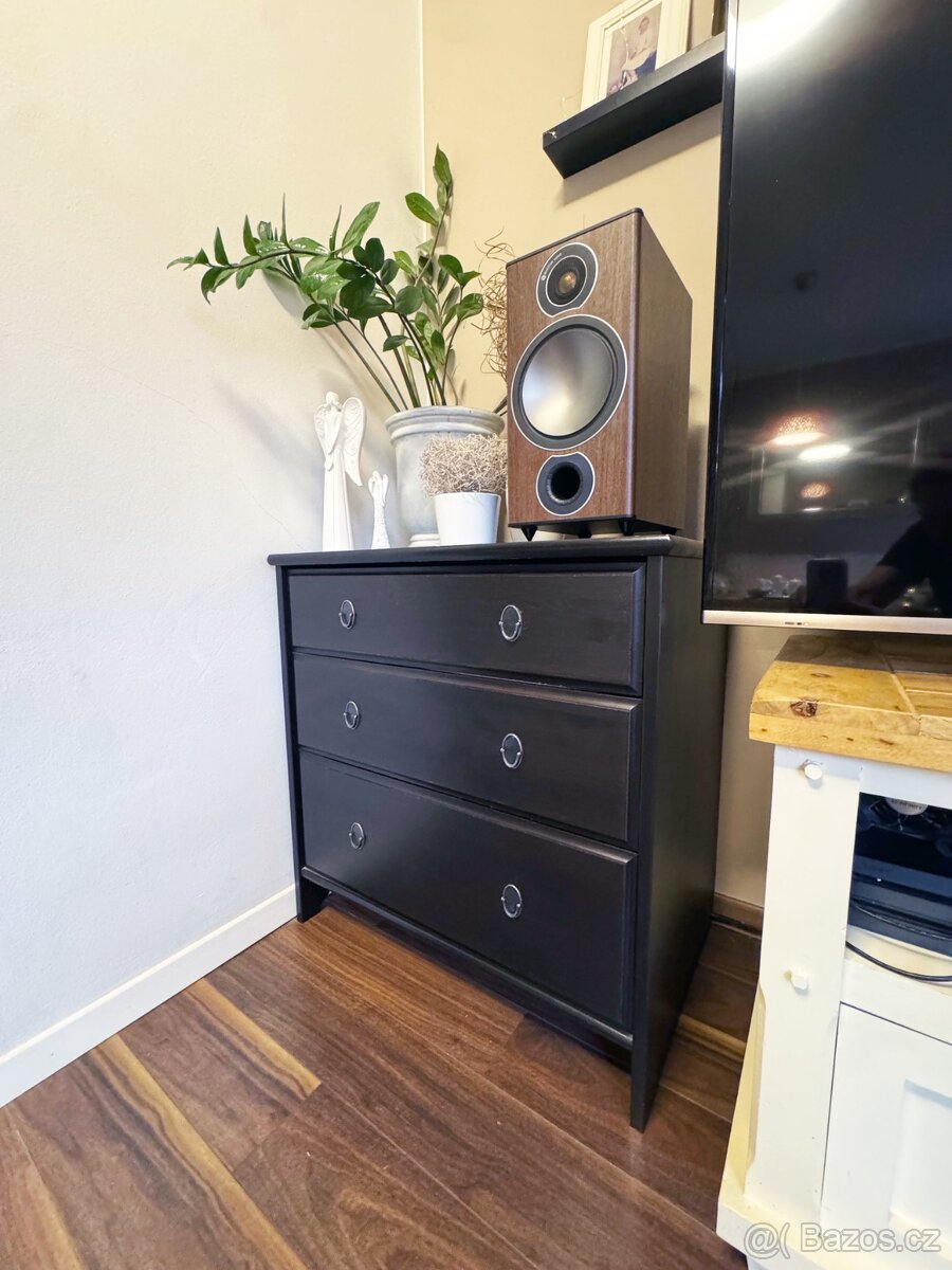 Komoda IKEA Vallvik dřevěná - 2