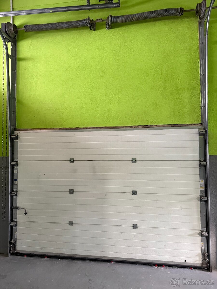 Sekční vrata TRIDO - 2