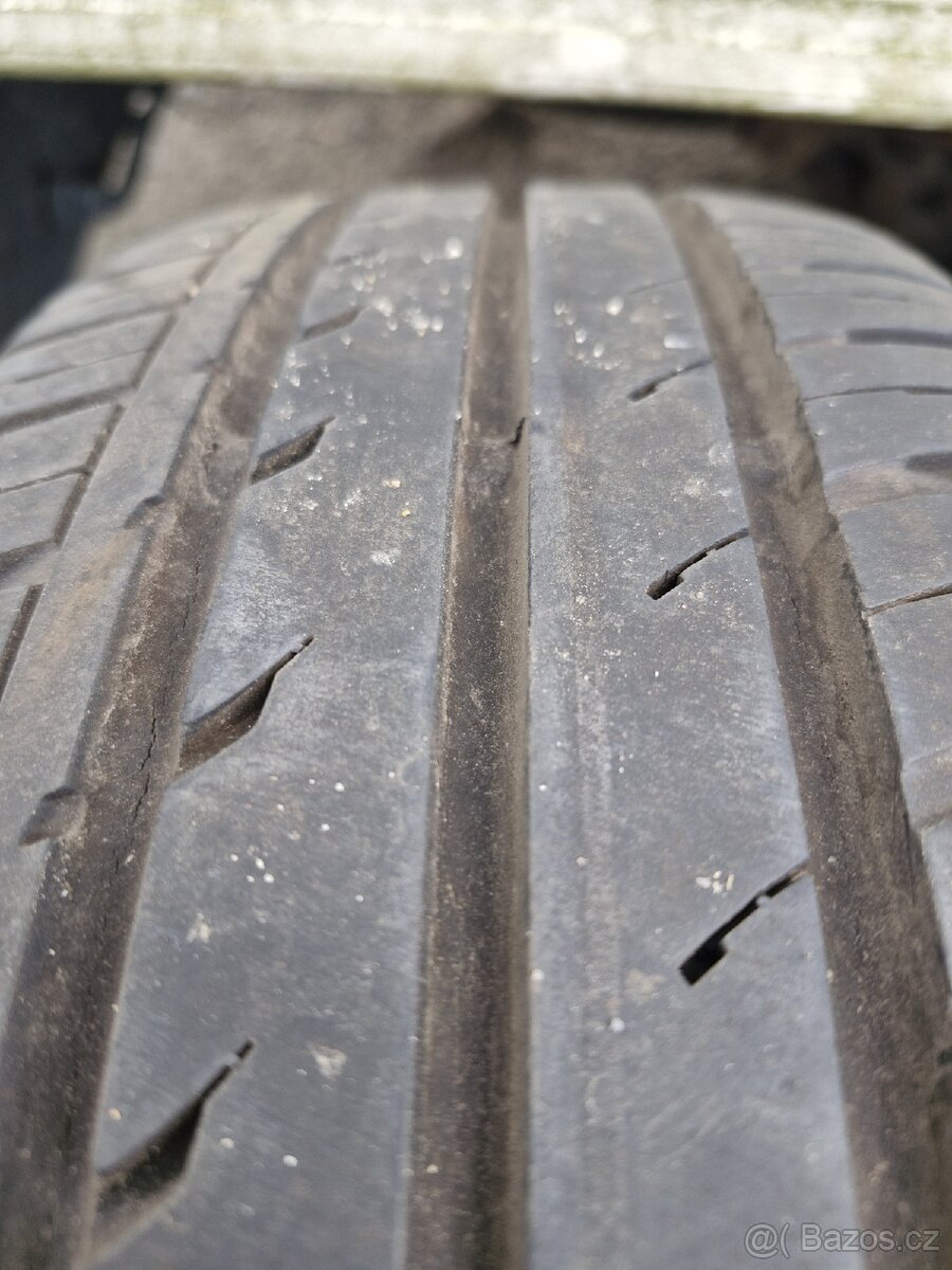 Letní pneu CONTINENTAL 185/65 r15 7mm - 2