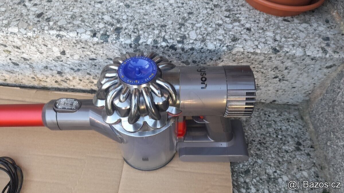 Kvalitní vysavač Dyson V6 V7 - 2