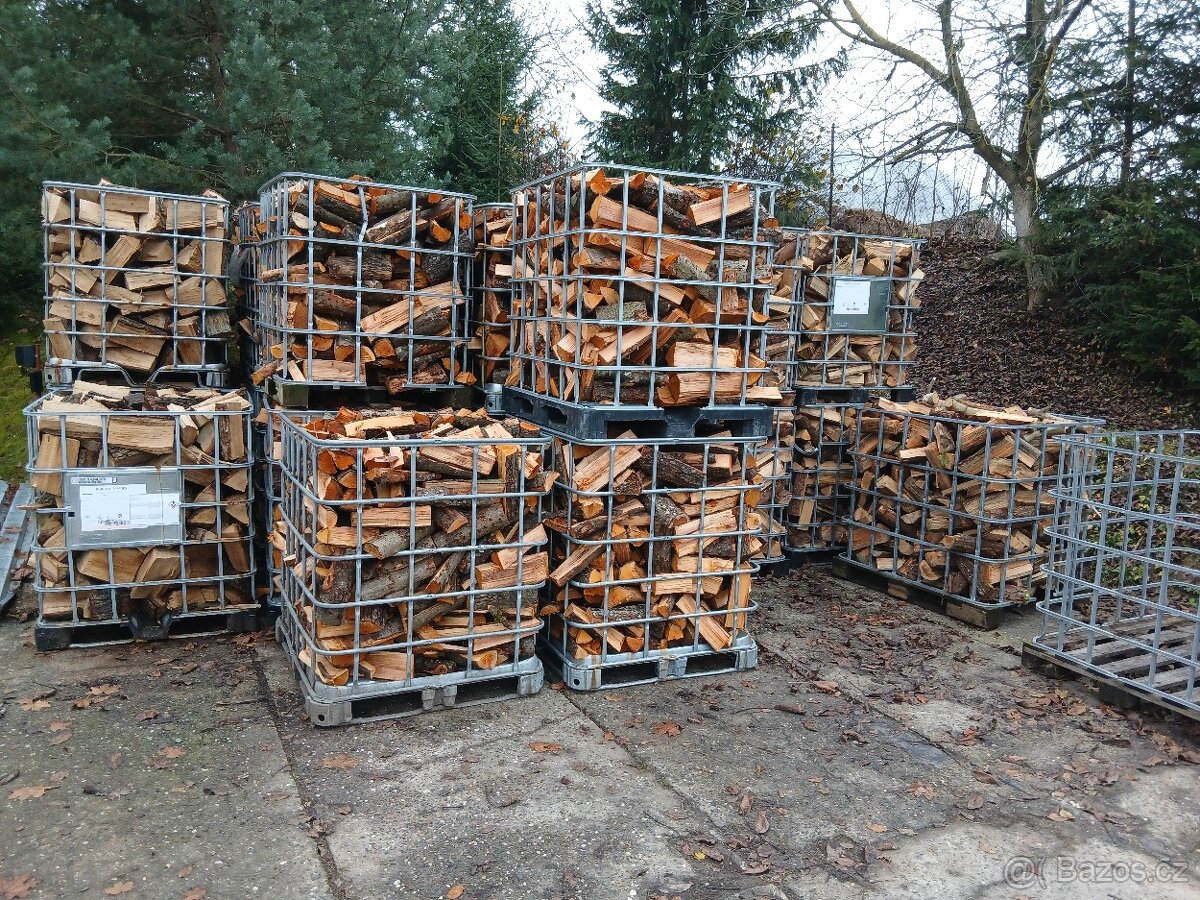 štípané palivové dříví - 2