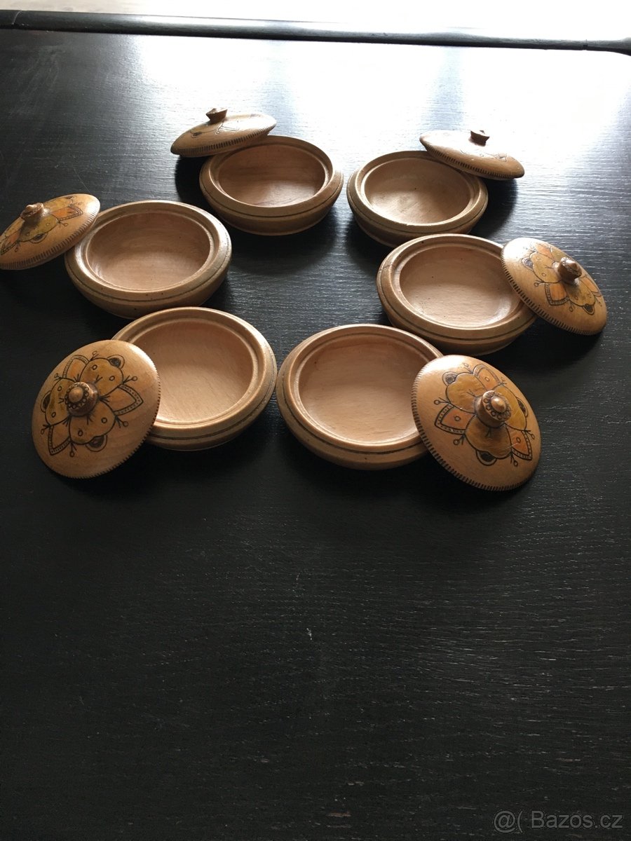 dřevěné misečky,retro. - 2