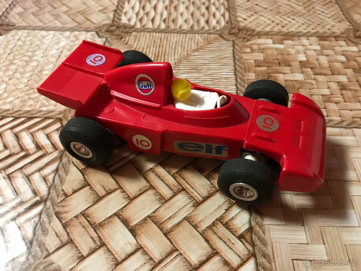 Autodráha Ites - auto autodráhy Tyrrell - 2