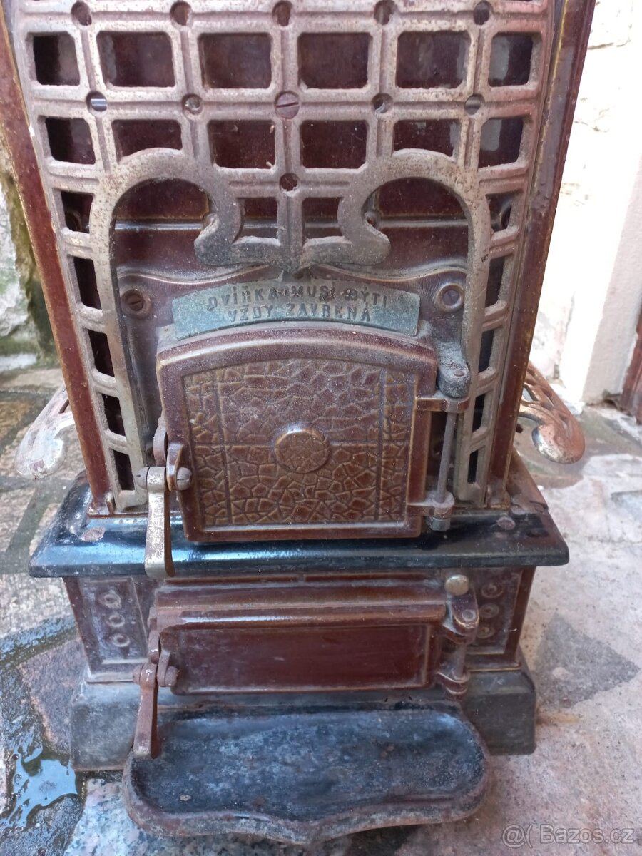 Starožitná kamna Maják automat 112 - 2