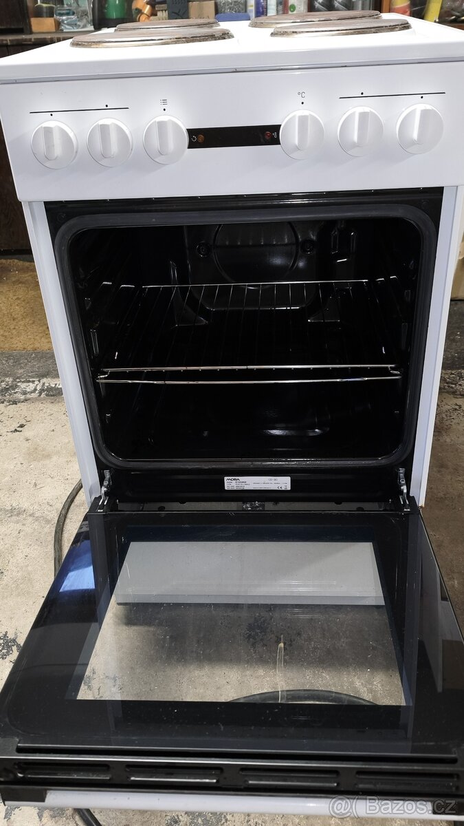 Sporák MORA Model E120AW - 2