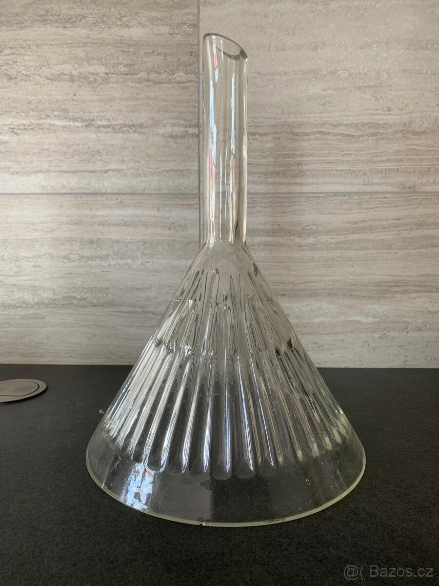 Nálevka trychtýř skleněný žebrovaný - 2