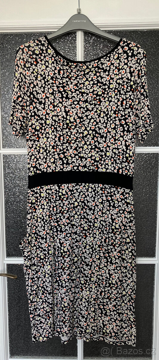 Šaty s potiskem Marks & Spencer - 2