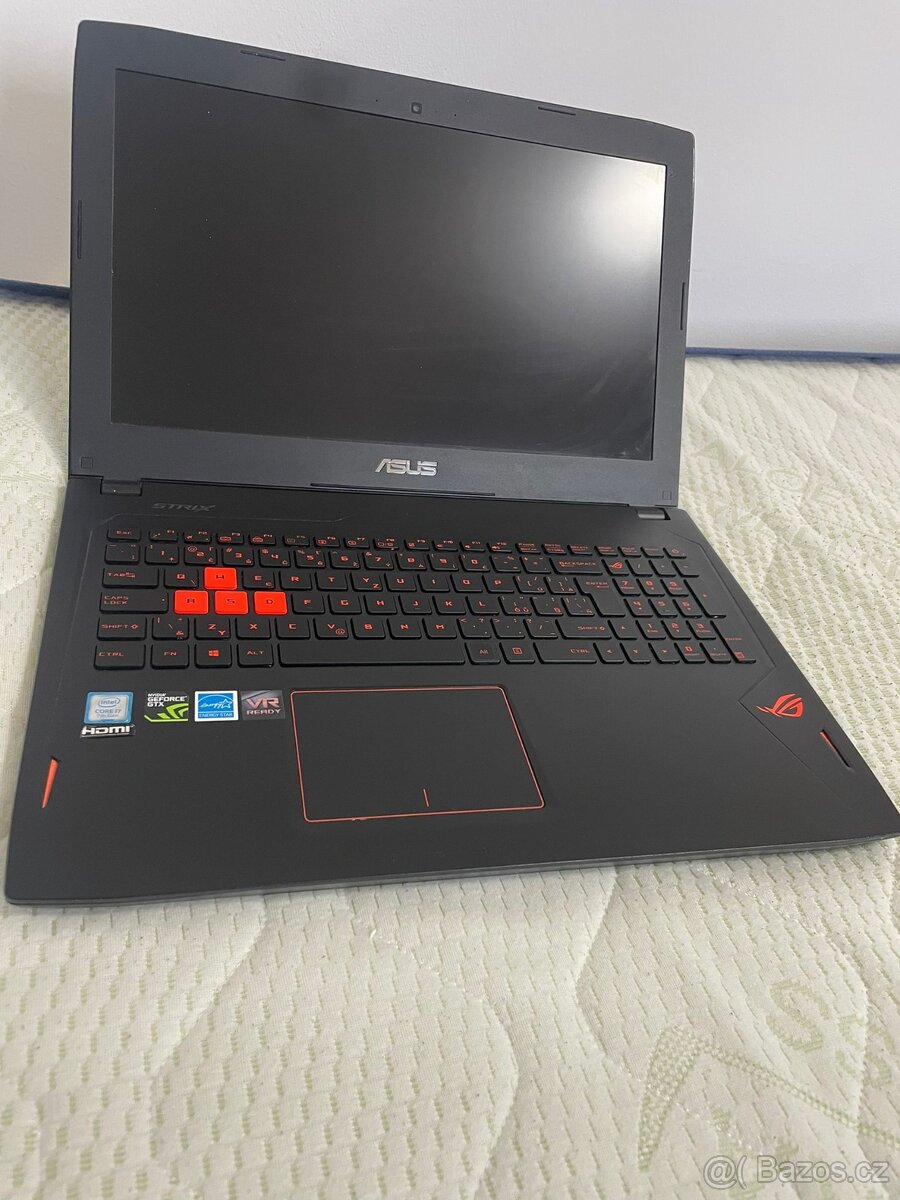 Starý herní notebook asus GL502V - 2