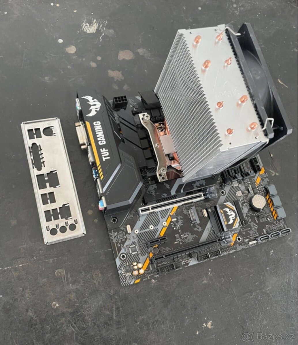 Tuf B635-plus gaming + i7 9700F + chladič cpu Arctic - 2