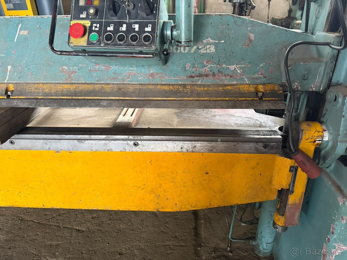 Hydraulická ohýbačka ZTS XONM 2000/2B – 2 m - 2