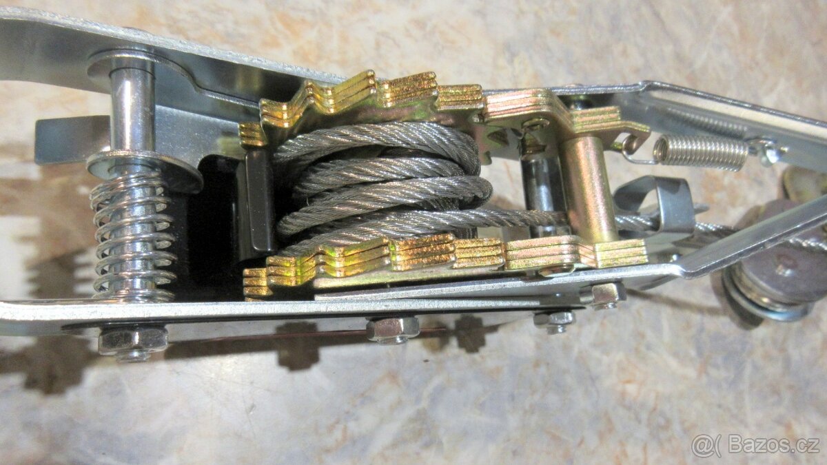 Lanový kladkostroj vyprošťovací 2T a 4T Marpol 2,5m kabel - 2