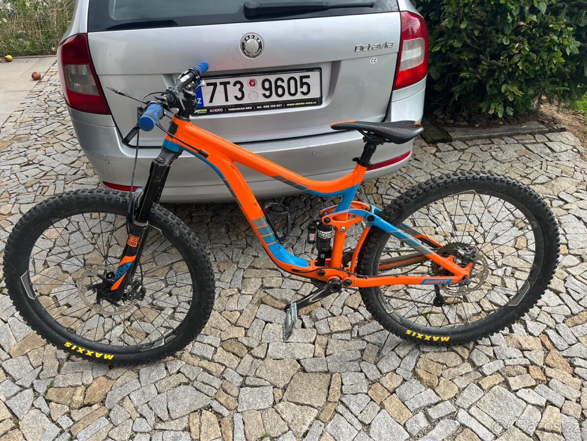 Prodám celopero giant reginat 2016 - 2