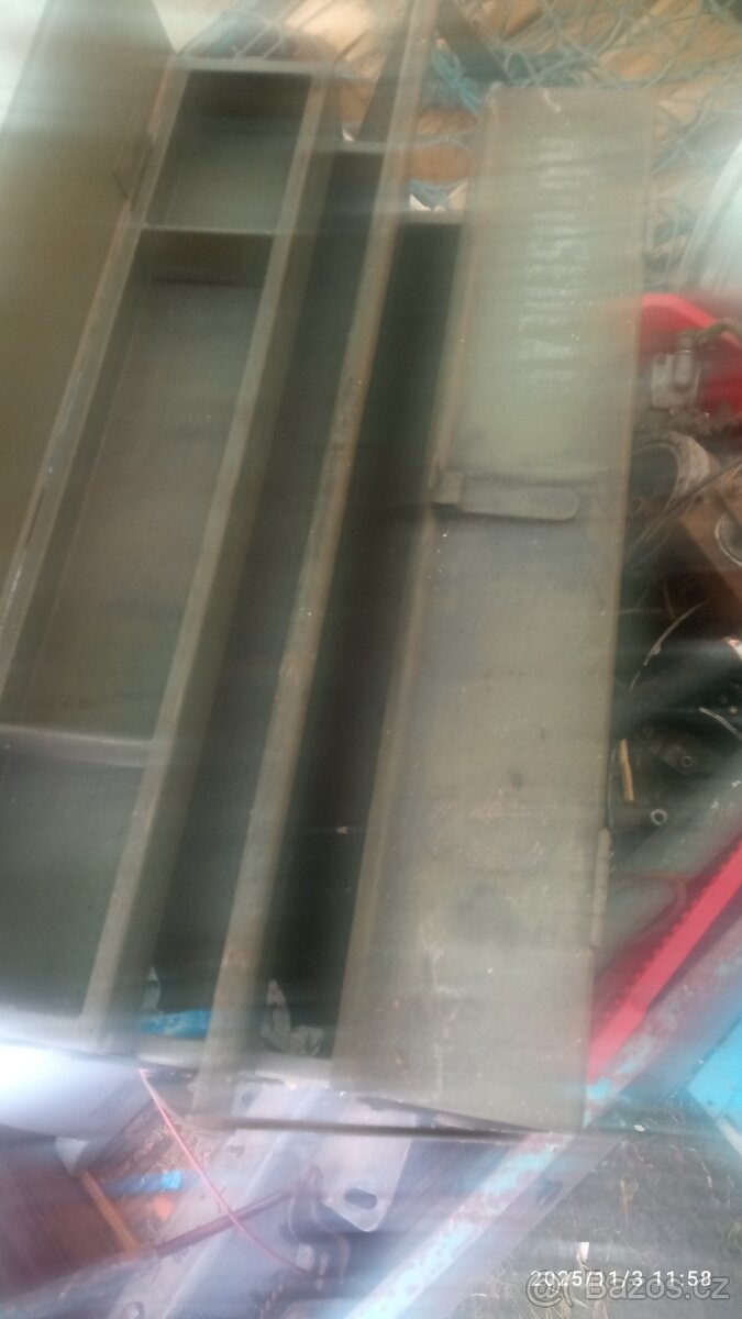 Bedna - basa na nářadí - 2