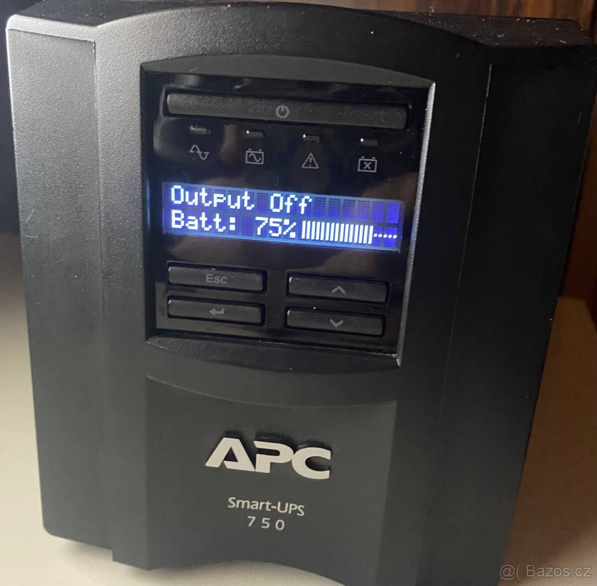 APC Smart-UPS SMT750I – nová baterie 2024, plně funkční - 2