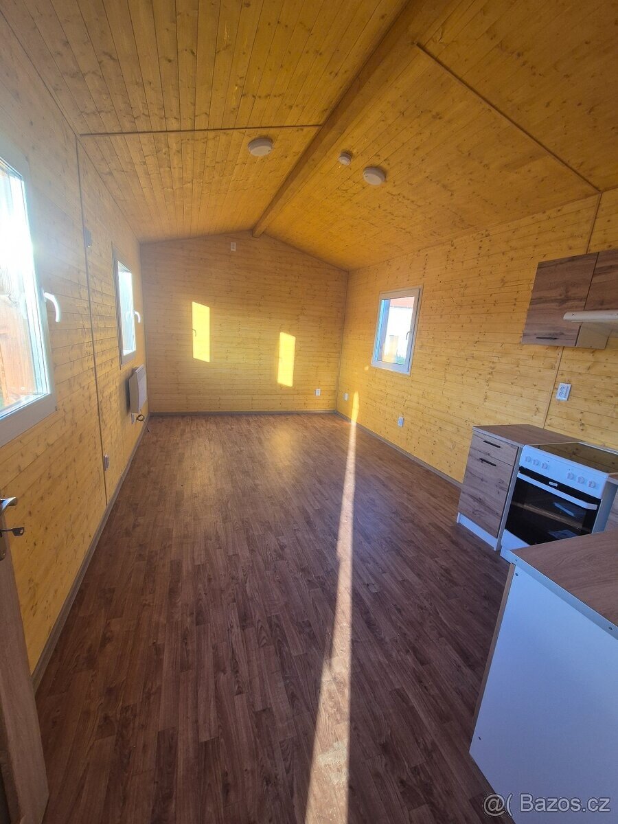 Pronájem domu 40m2 2kk klidná lokalita - 2