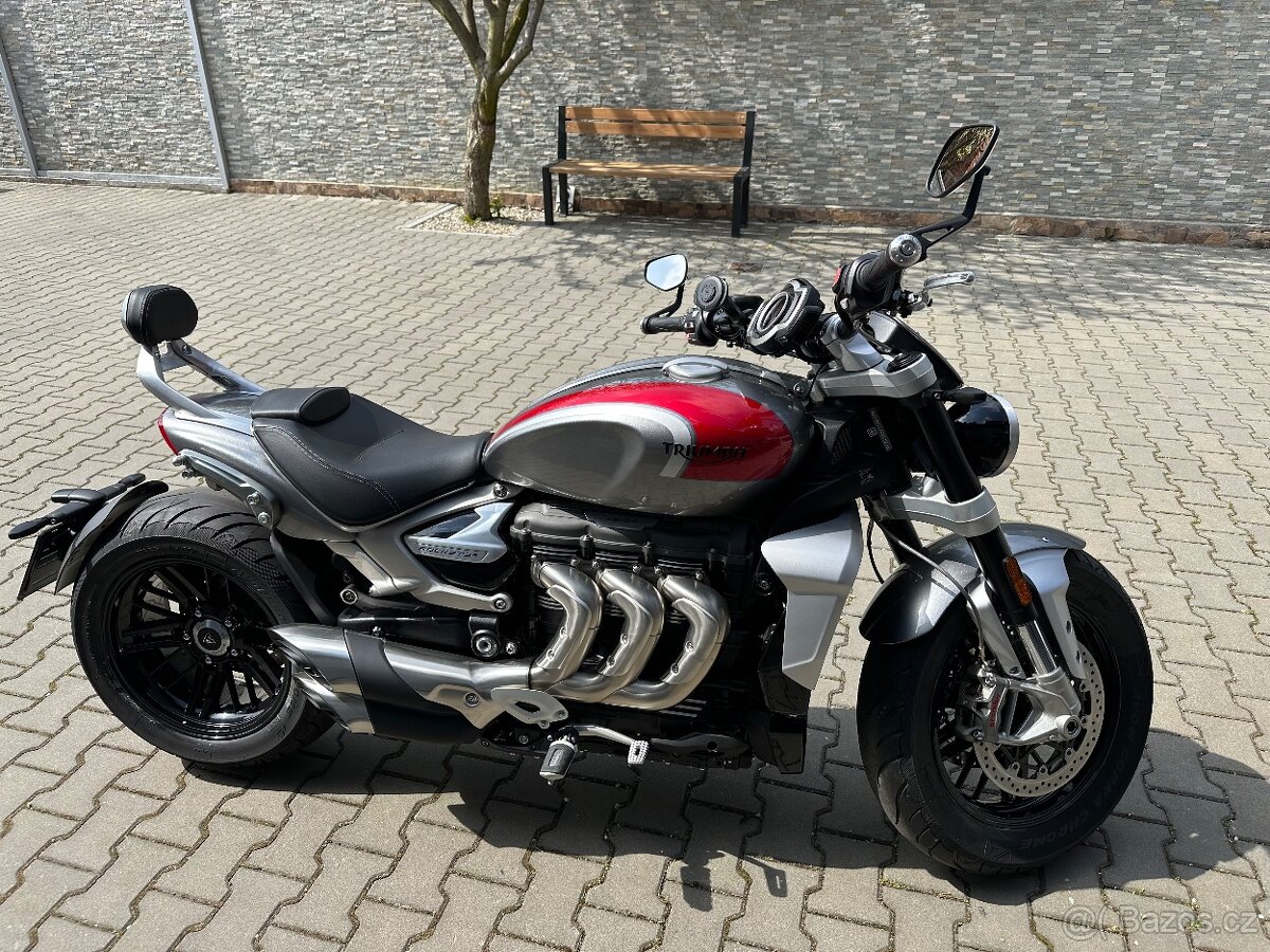 Triumph Rocket 3 R - 2