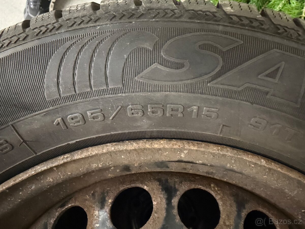 Zimní pneu + ocelové disky + TPCM ventily 15” - 2