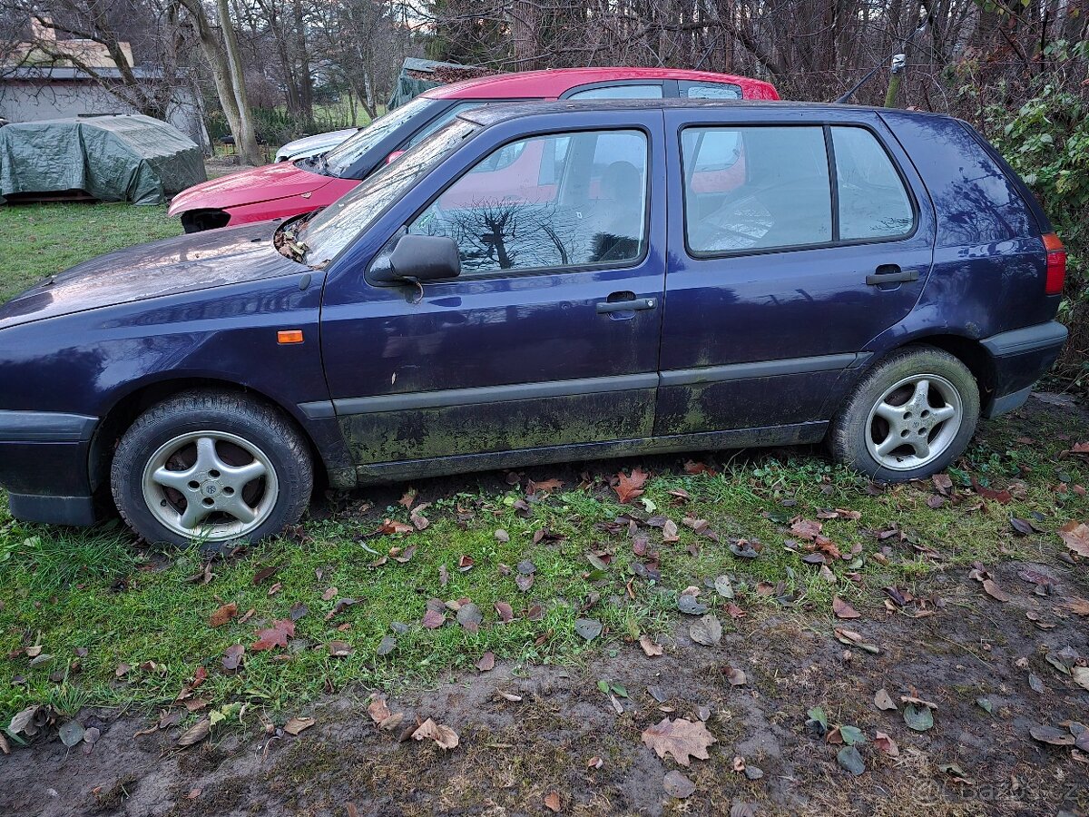 Volkswagen Golf 3 1.6 74kw - 2