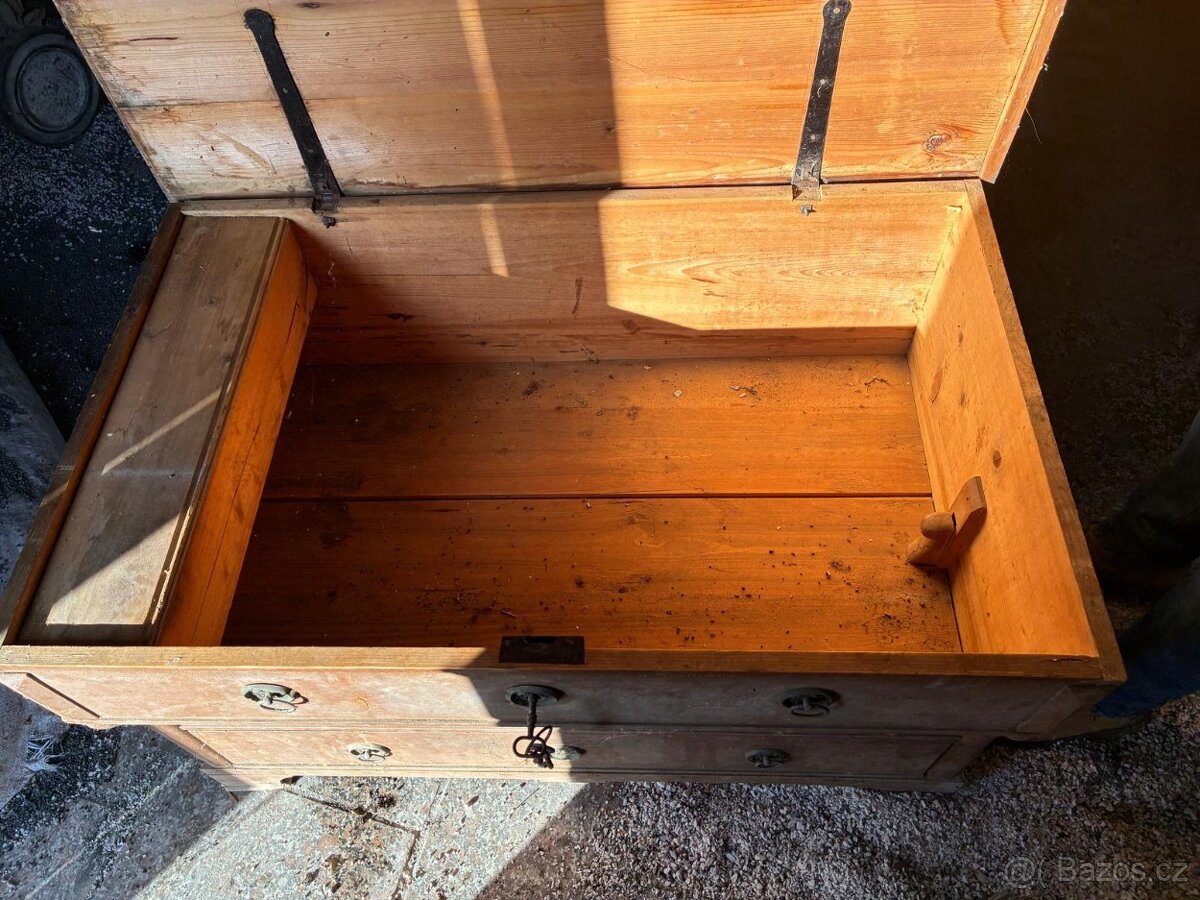 Starožitná truhla - 2