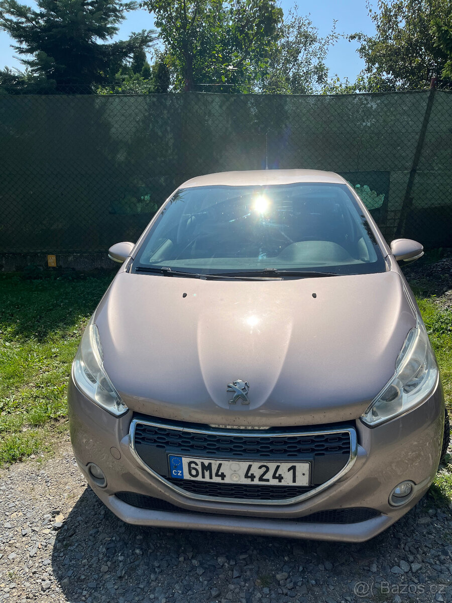 Peugeot 208 - 2