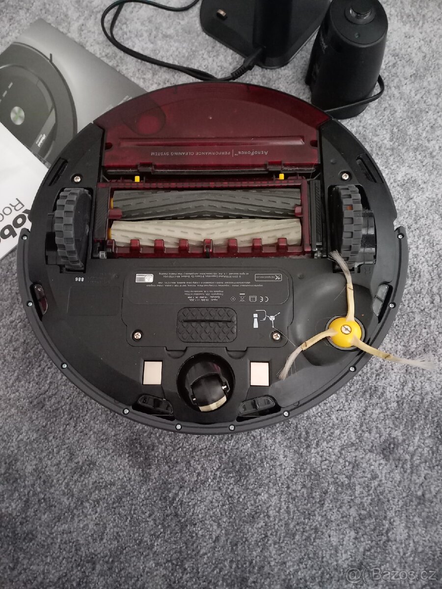 Robotický vysavač iRobot Roomba - 2