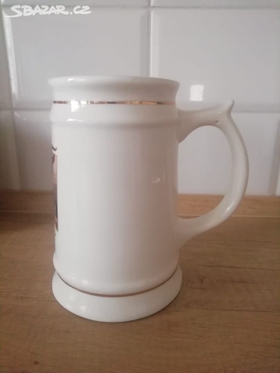 Korbel s uchem 0,8l - 2