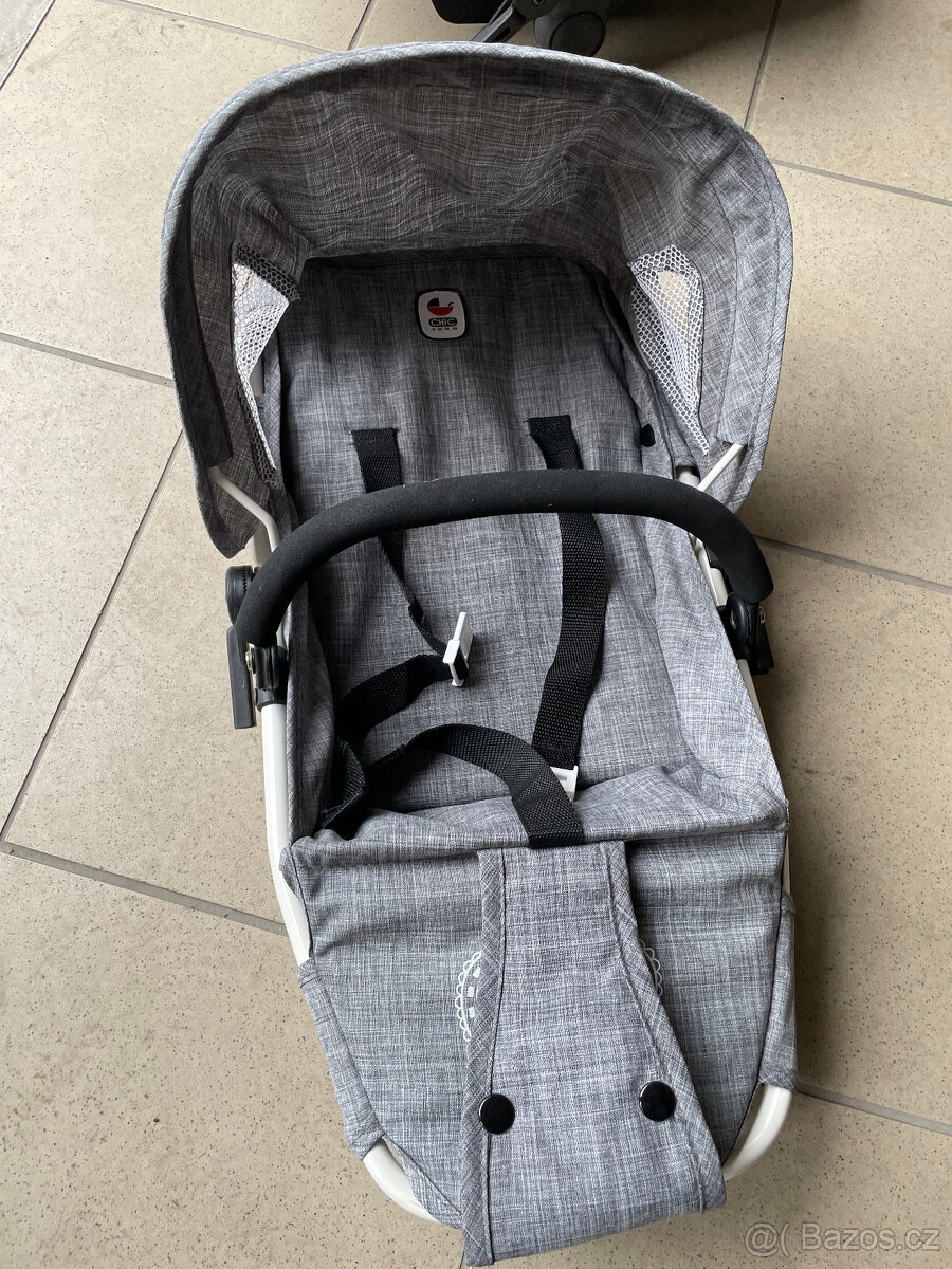 Kočárek pro panenky Bayer Chic 3v1 - 2