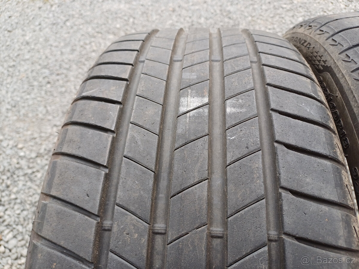 Letni pneu Bridgestone 225/40/18 92Y - 2